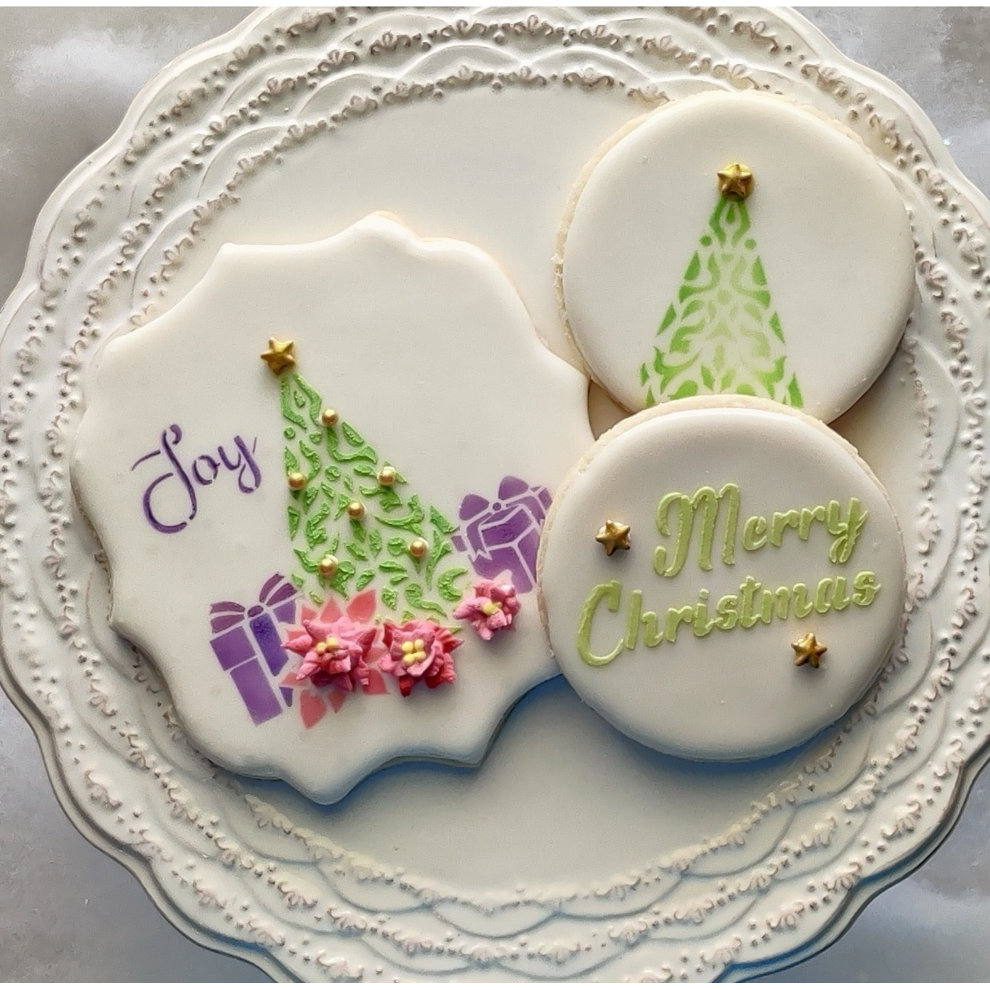 Presents & Poinsettias 3-Piece Layered Stencil Set