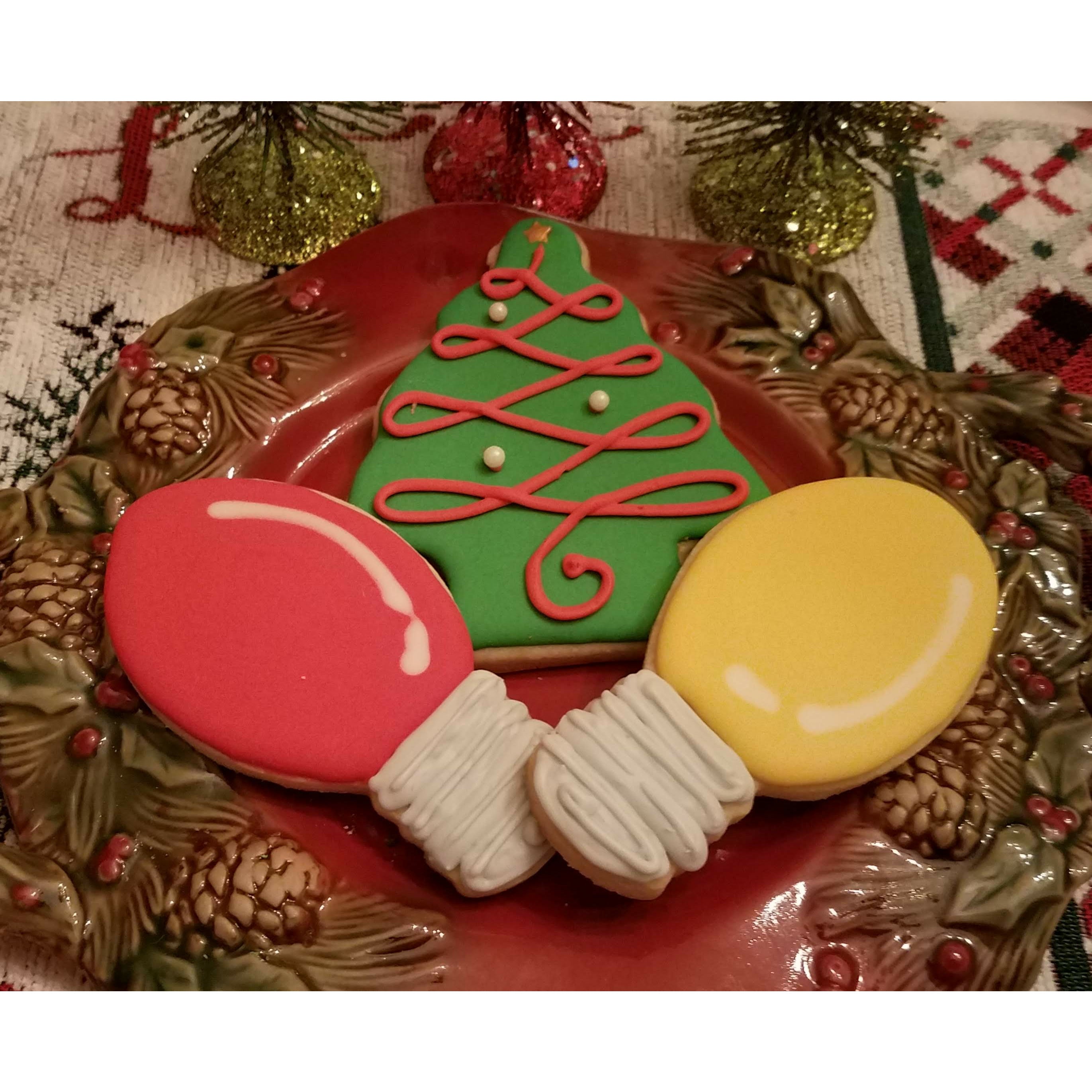 Christmas Light Bulb Cookie Cutter